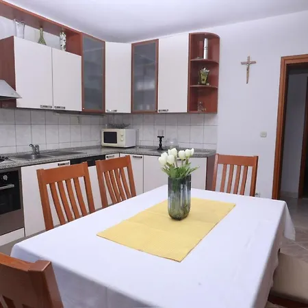 Apartment Apartman Ivana