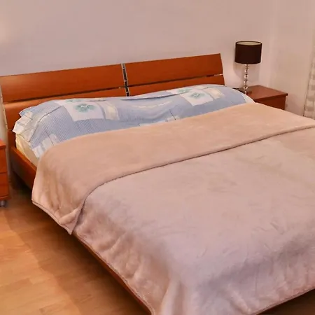 Apartman Ivana Apartment *