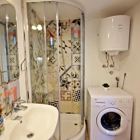 Ivana Apartamento Splitska